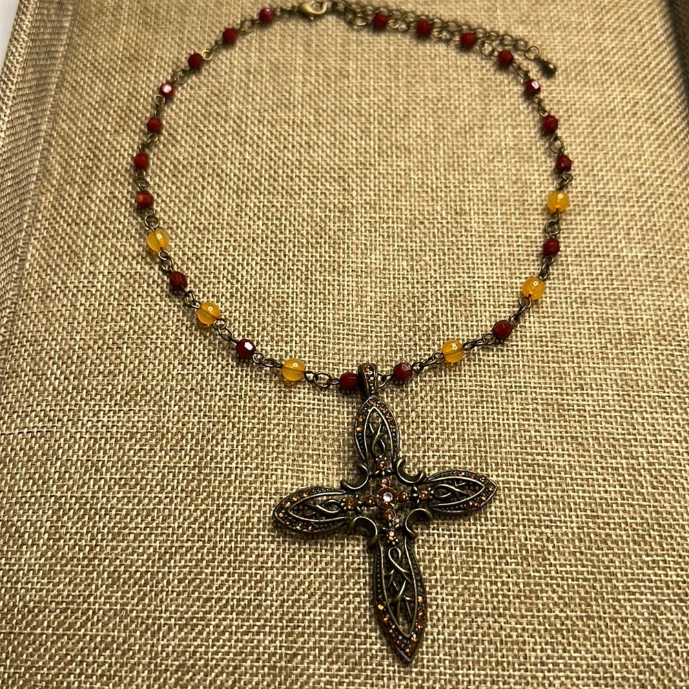 NWOT Beautiful Amber Gold | Rust Antiqued Cross Statement Necklace 💛